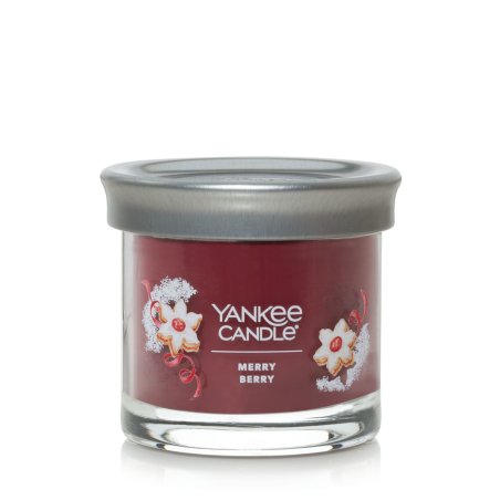 Yankee Candle Merry Berry wax candle Cylinder Berries Red