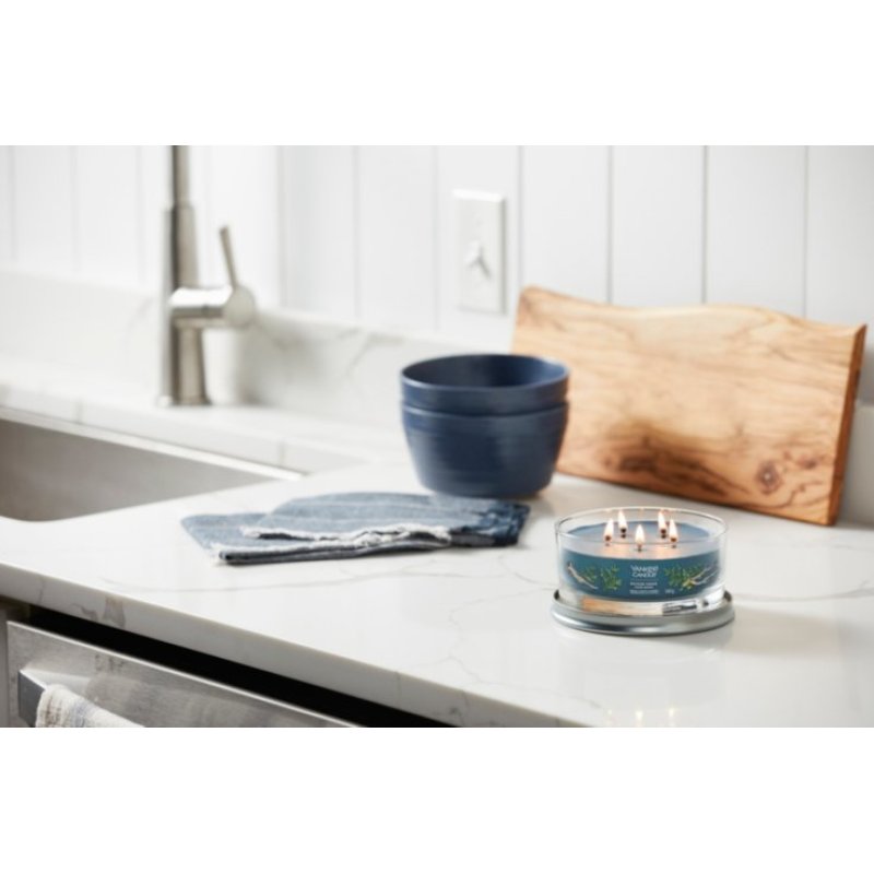 Yankee Candle Signature Scented Candle | Bayside Cedar Multi-Wick Tumbler Candle