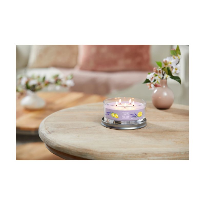 Yankee Candle Signature wax candle Cylinder Lavender, Lemon Purple 1 pc(s)