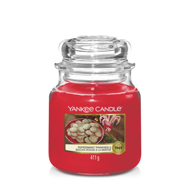 Yankee Candle Peppermint Pinwheels wax candle Round Red 1 pc(s)