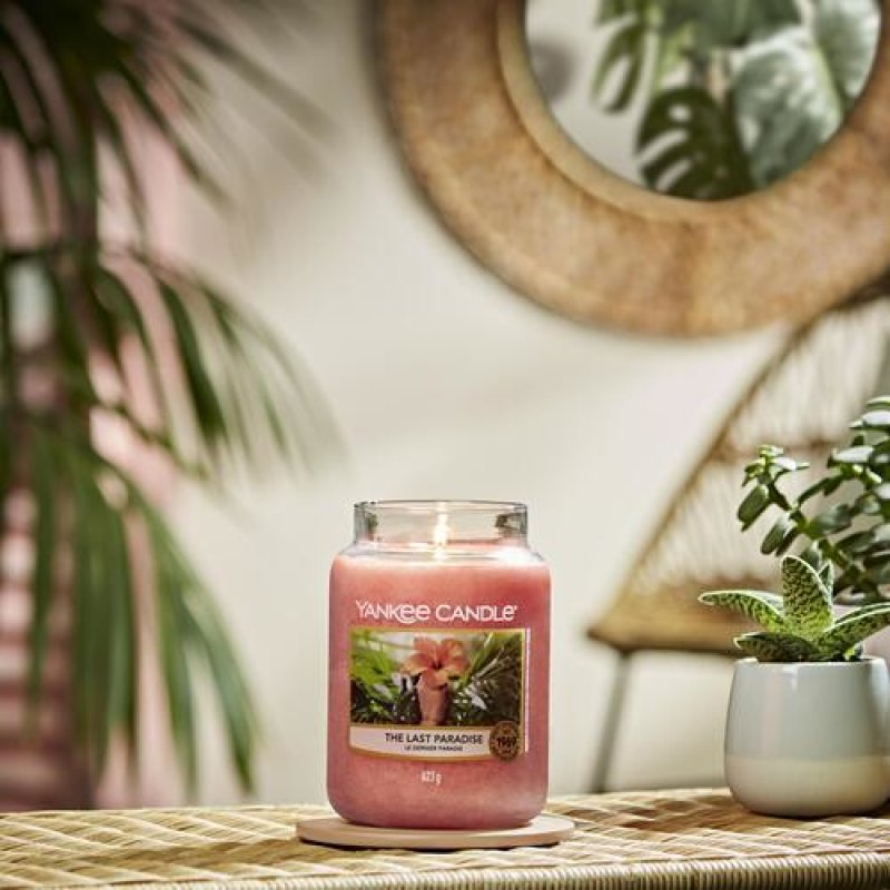 Yankee Candle The Last Paradise Large Jar Candle - Burn Time: up to 150 Hours