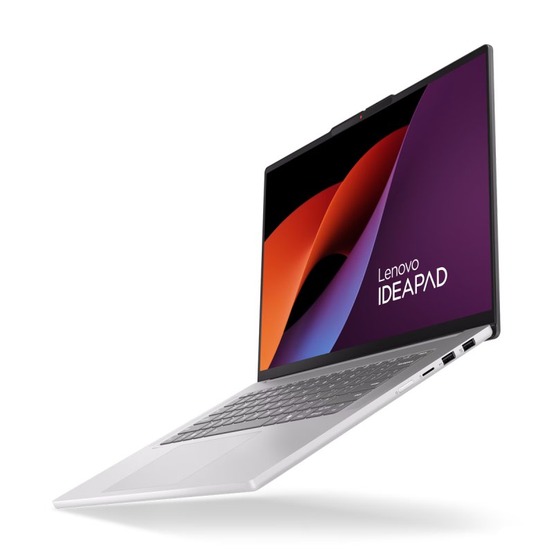 Lenovo IdeaPad Slim 5 83J3001SGE - 15" WQXGA OLED, AMD Ryzen™ 7 7735HS 16GB RAM, 512GB SSD, Windows 11 Home