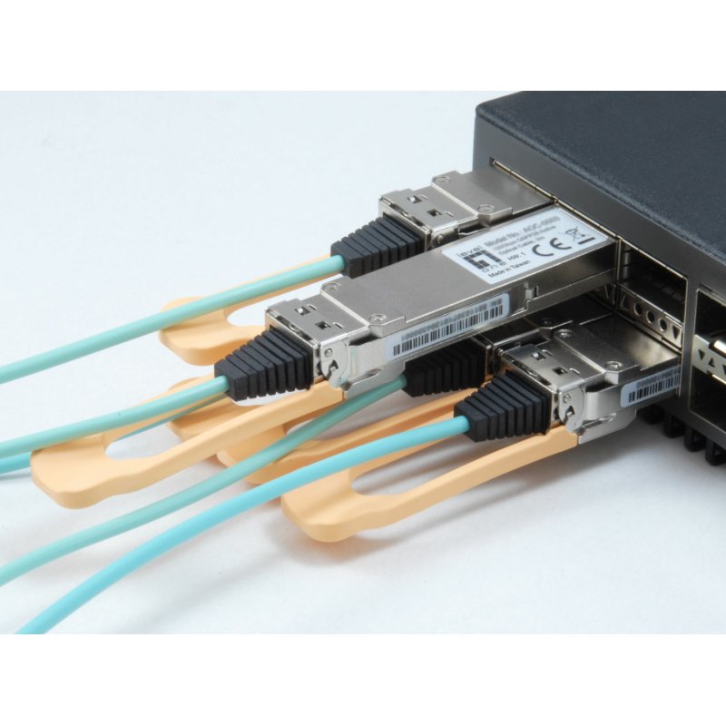 LevelOne AOC-0503 module émetteur-récepteur de réseau Fibre optique 103100 Mbit/s QSFP28 850 nm