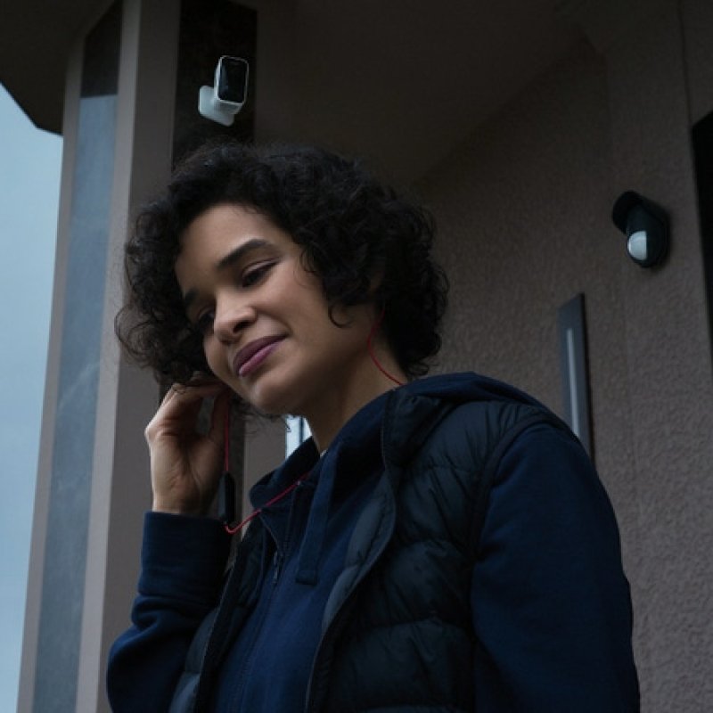 Yale Outdoor Motion Sensor Infrared sensor Wireless Wall Black