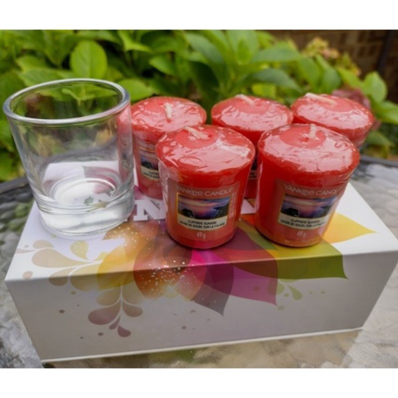 Yankee Candle Votive Scented Candles Burning Time 15 Hours Glass Holder Gift Box