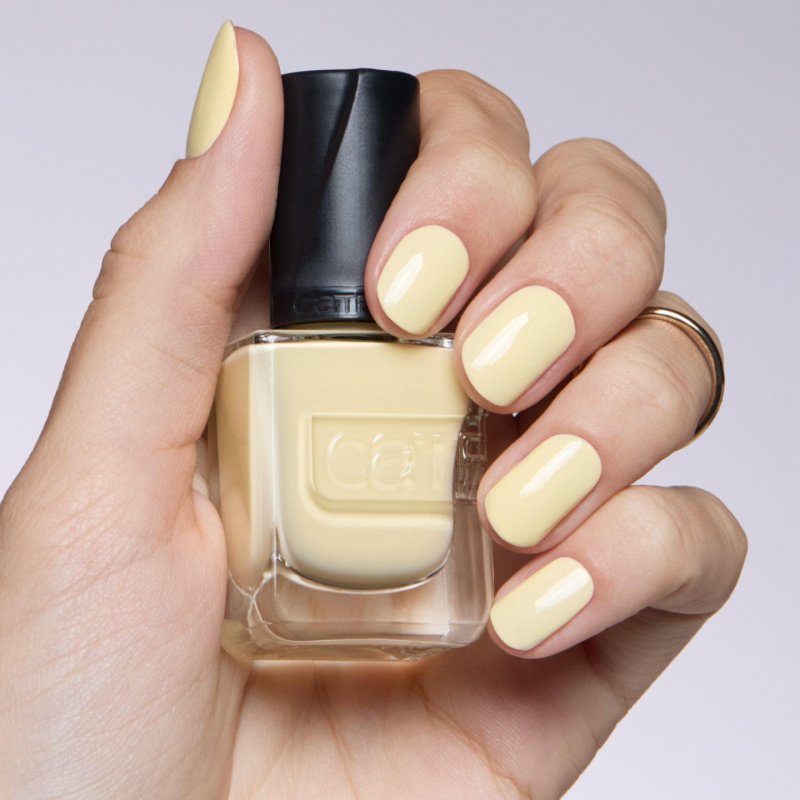 CATRICE GEL AFFAIR nail polish Yellow