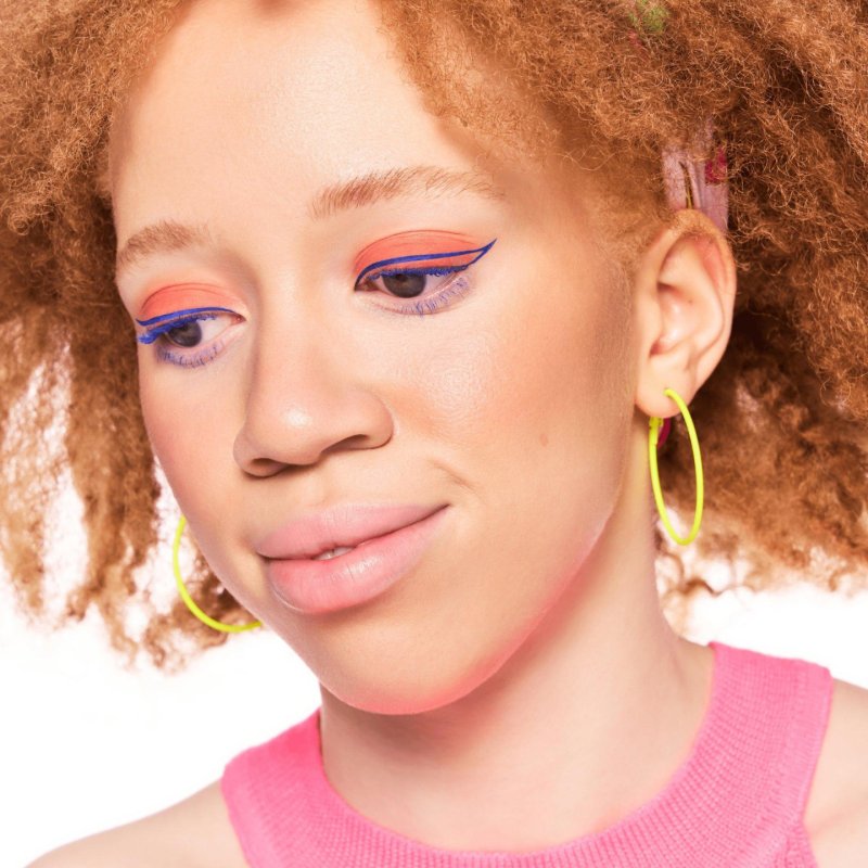 Essence Matte Liquid Eyeshadow ombre à paupière 3 ml 03 Peach Pop Mat