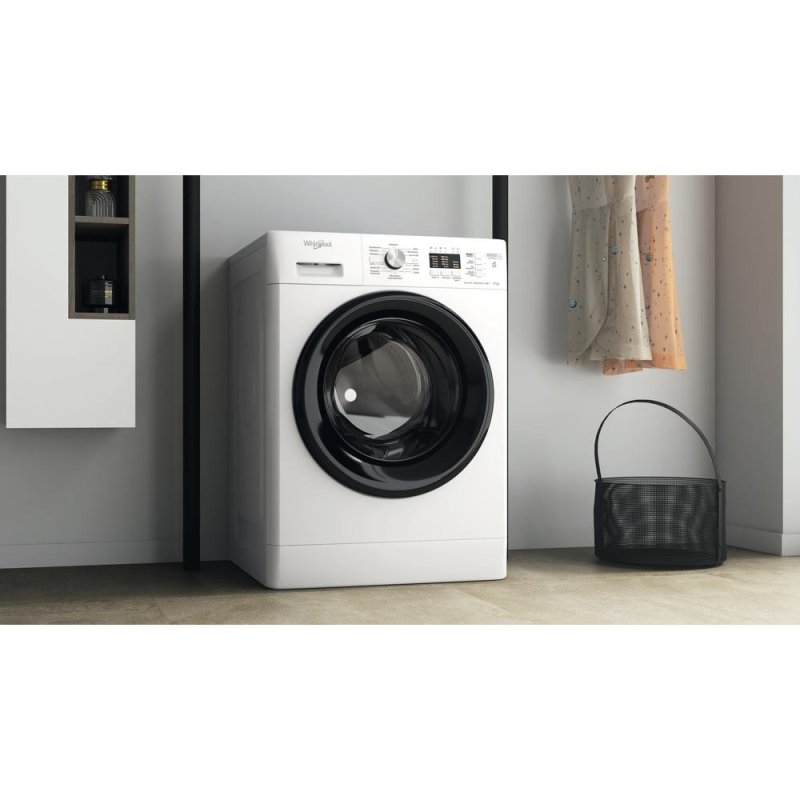 Whirlpool FFL 6238 B PL machine à laver Charge avant 6 kg 1200 tr/min Blanc