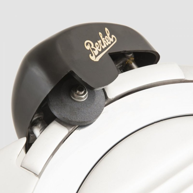 Berkel Red Line 250 slicer Electric 190 W White Aluminium