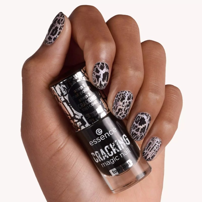 Essence CRACKING magic nail top coat 8 ml Black