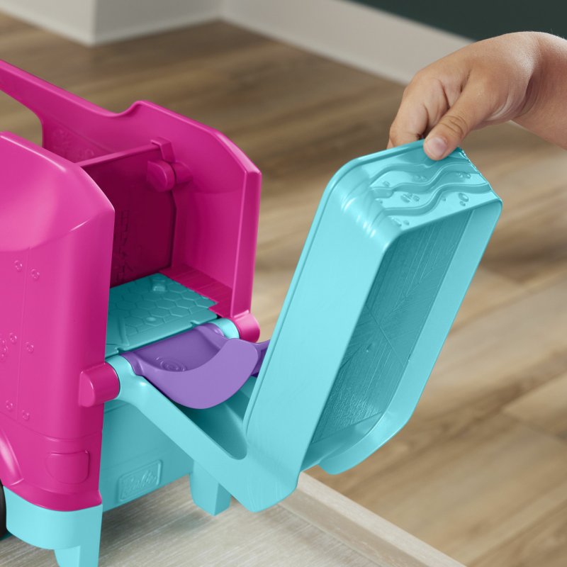 Barbie - Little Dreamcamper by Little People (HYR85)