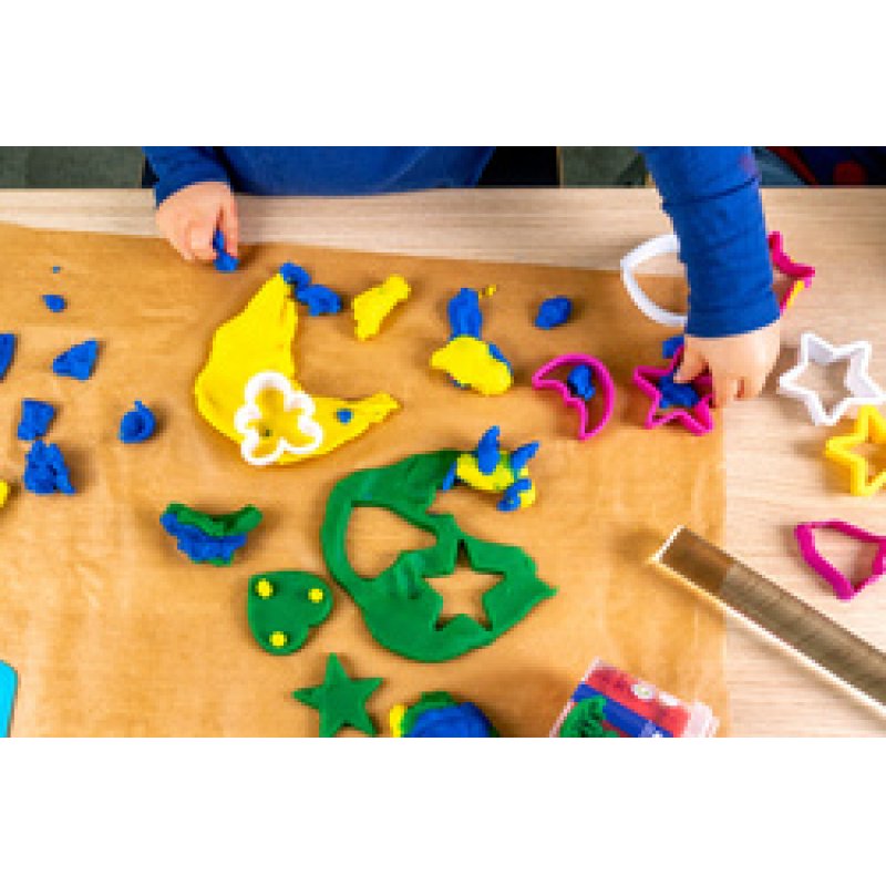 STAEDTLER Set pâte à modeler Noris junior, couleurs simples