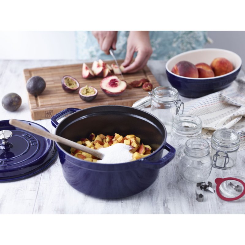 Staub 24 cm Round Cast Iron Cocotte Dark-Blue