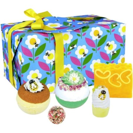 Bomb Cosmetics Just Bee Yourself 5 Piece Handmade Wrapped Bath Set