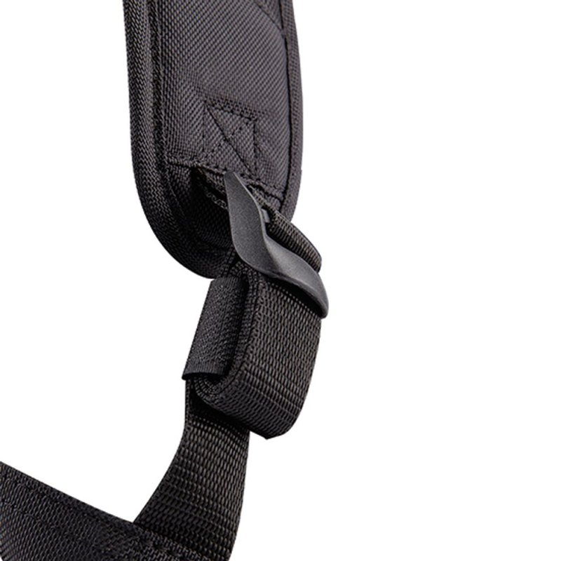 PROFESSIONAL 15.6IN BACKPACK BLACK