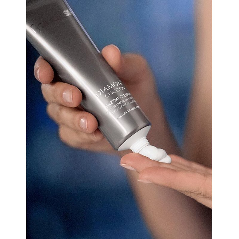 Natura Bissé Diamond Cocoon Enzyme Cleanser