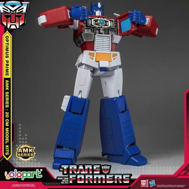 Transformers Generation One figurine Plastic Model Kit AMK Series Optimus Prime 20 cm