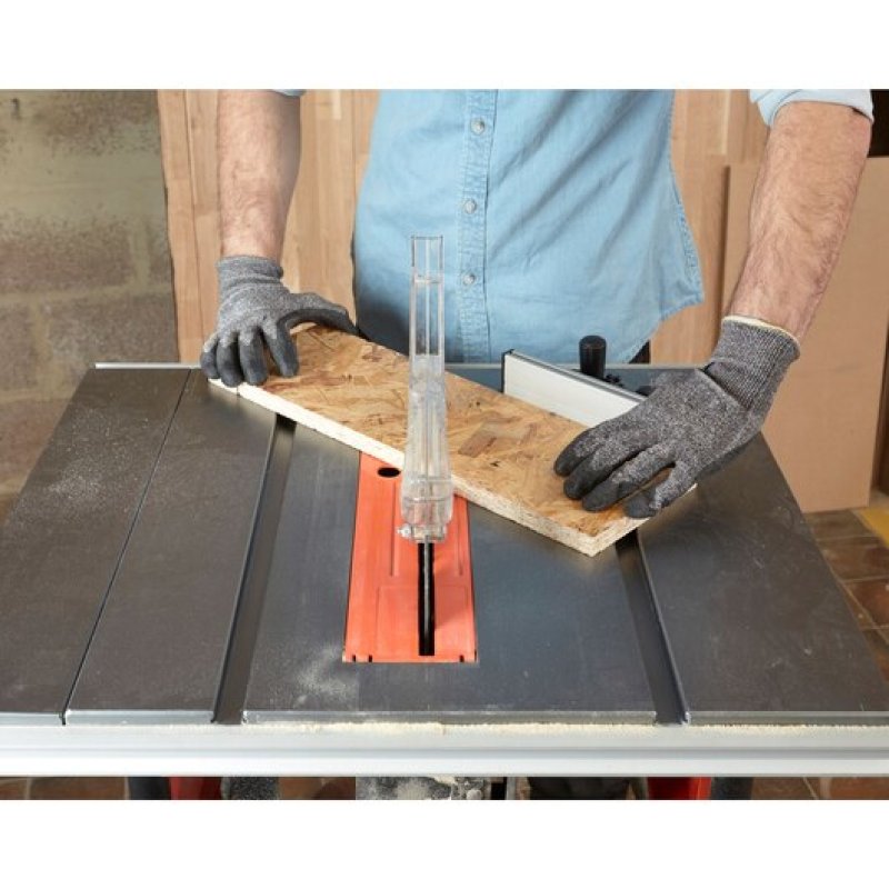Black & Decker BES720-QS table saw 4800 RPM