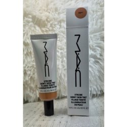 M.A.C. Strobe Dewy Skin Tint 30ml