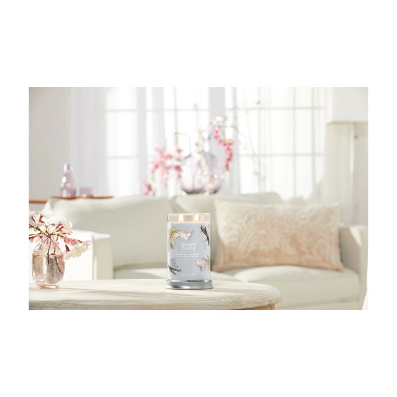Yankee Candle Smoked Vanilla & Cashmere Large Tumbler Jar