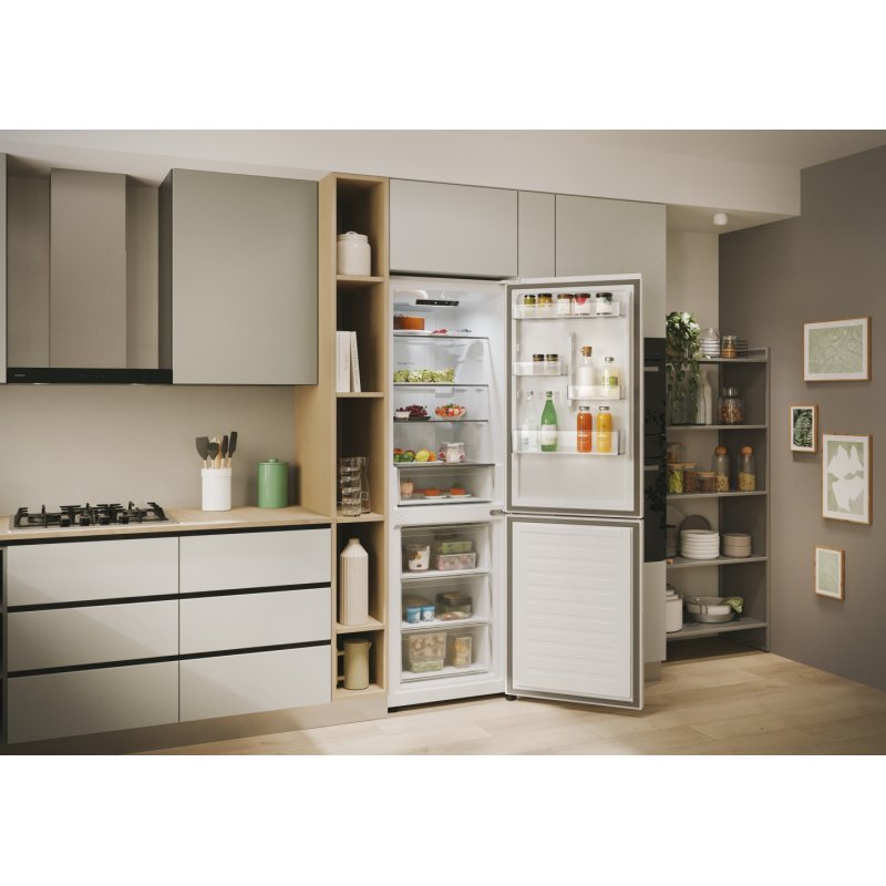 Candy Fresco CNCQ2T618EW Freestanding 355 L E White