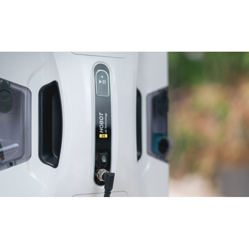 Hobot - 2S window cleaning robot - compact and lightweight