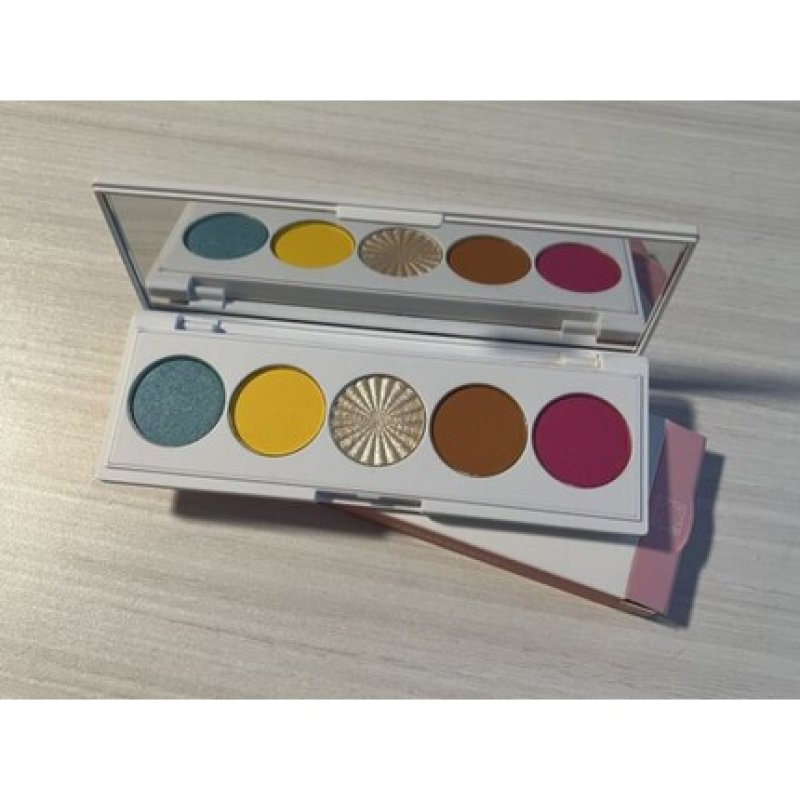 OFRA Signature Eyeshadow Palette in Beachside