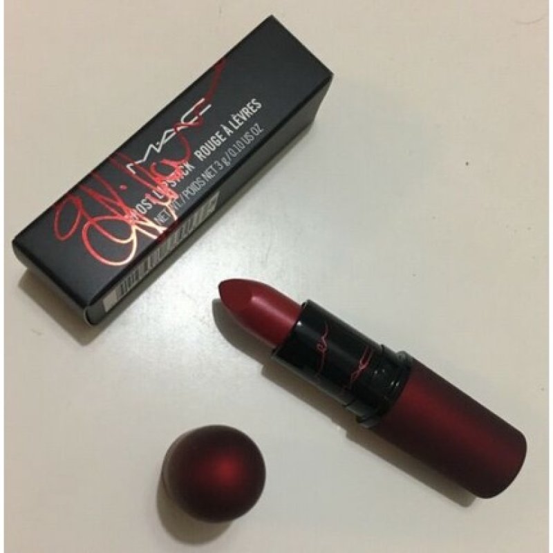 M.A.C Viva Glam Lipstick Rihanna Red
