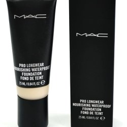 MAC Pro Longwear Nourishing Waterproof Foundation NC 12 25ml