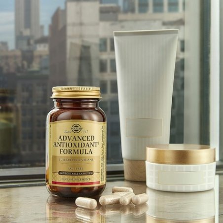 Solgar Advanced Antioxidant Formula 60 Vegetable Caps - Full Spectrum Antioxidant Support - Contains Zinc, Vitamin C, E