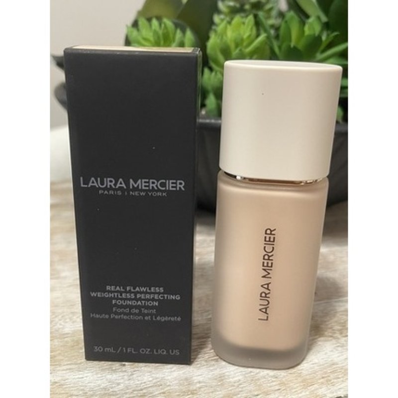 Laura Mercier True Flawless Weightless Perfecting Foundation Opal