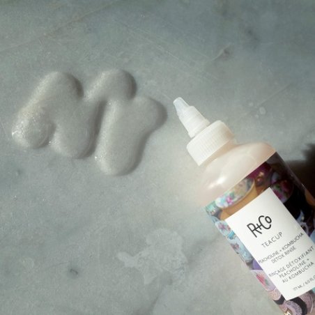 R Co Teacup Peacholine Kombucha Detox Rinse 6 Oz