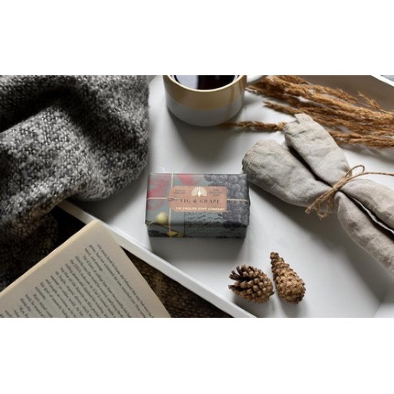 The English Soap Company Anniversary Wrapped Soap Bar Fig Shea Butter Soap 190g