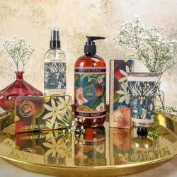 The English Soap Company Kew Gardens Hand and Body Wash with Aloe Vera and Vitamin E Jasmine Peach Scent 500ml