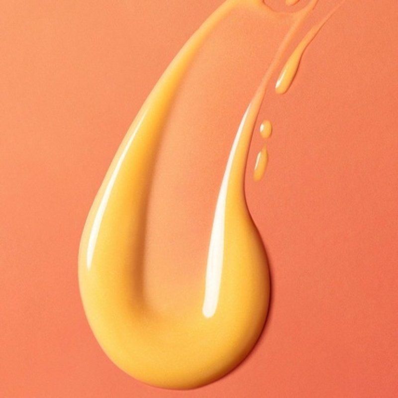 OLEHENRIKSEN Banana Bright 15% Vitamin C Dark Spot Serum 1.0 oz 30 mL