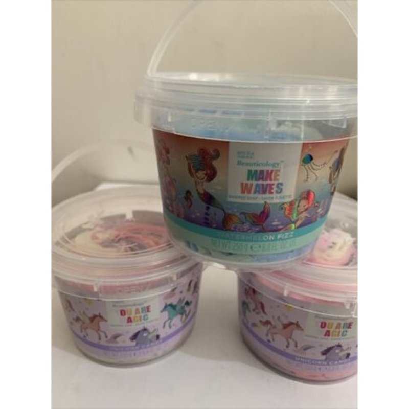 Baylis and Harding Beauticology You Are Magic Unicorn & Make Wave Candy 250ml