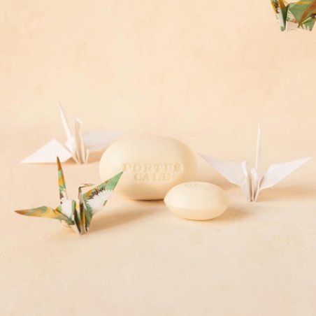 Scented Soap White Crane 150g with Luxury Fragrances of Yuzu Vetiver Mandarina