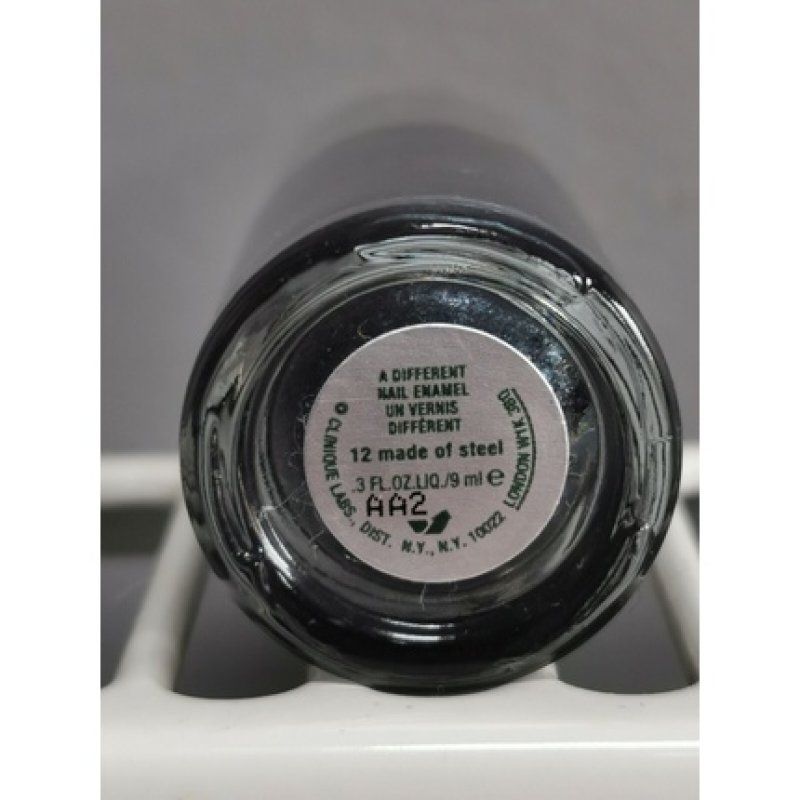 Clinique Nail Polish Enamel 12 Made Of Steel 9ml