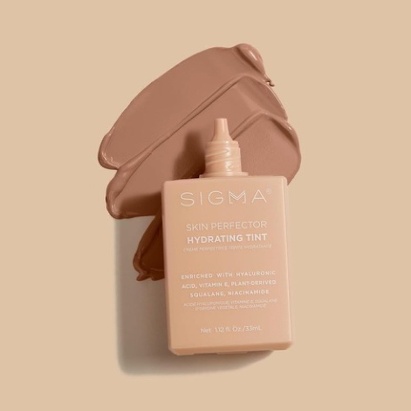 Skin Perfector Hydrating Tint 4 Medium Beige by Sigma for Women 1.12 Oz