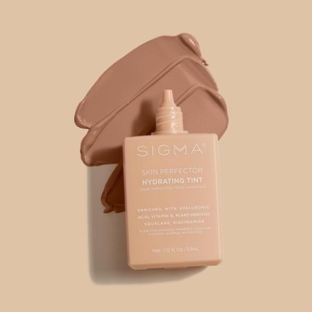 Skin Perfector Hydrating Tint 4 Medium Beige by Sigma for Women 1.12 Oz