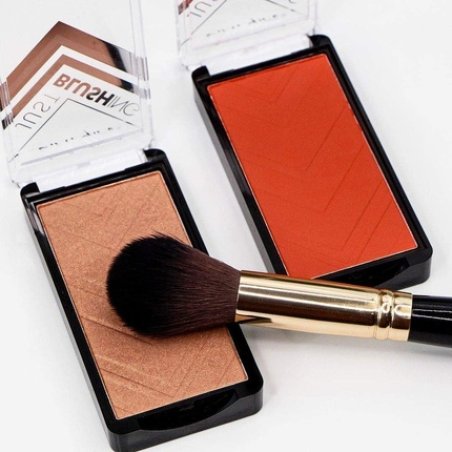 LA GIRL Just Blushing Powder Blush Just Radiant