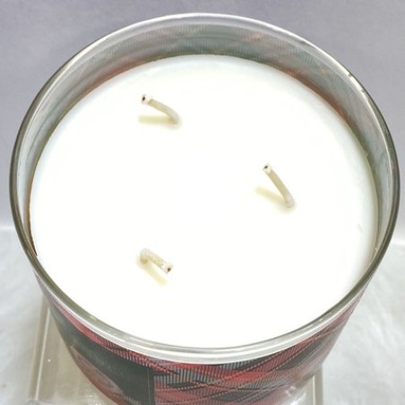 Bath & Body Works Flannel 3 Wick Scented Candle 14.5 oz