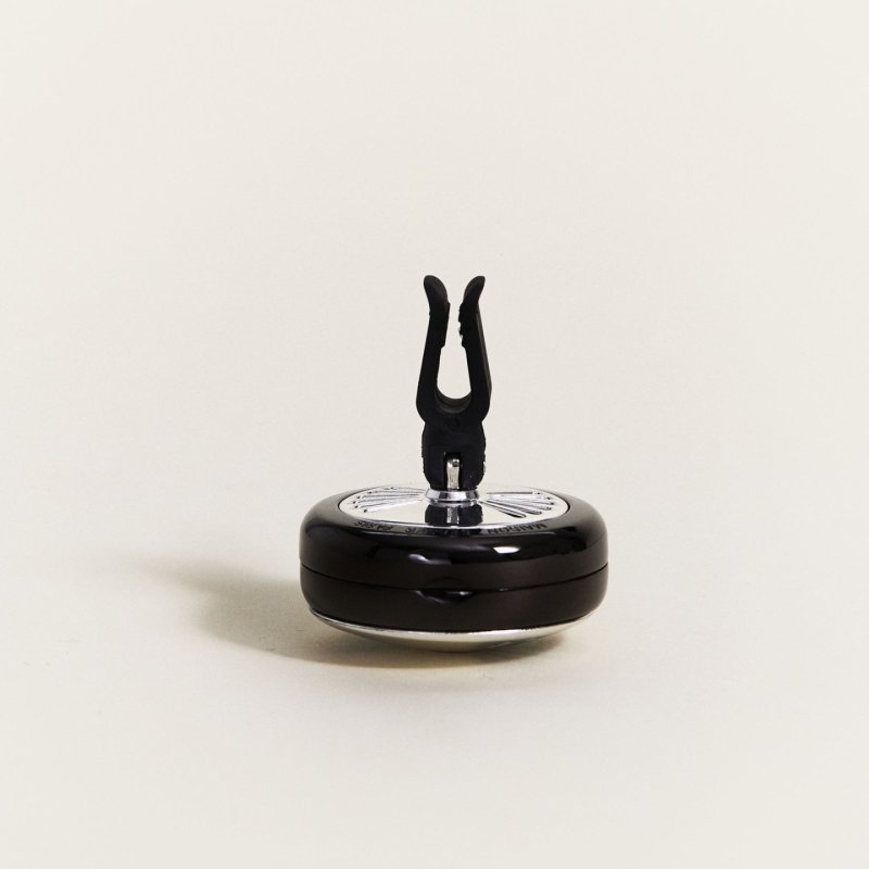 MAISON BERGER Adjustable Refillable Car Air Freshener Vent Clip Diffuser Set 1.75" Diameter x 1.25" Depth Made in