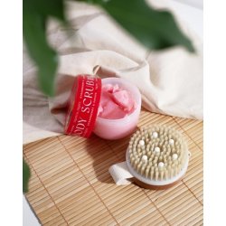 Tropical Fruits Gentle Exfoliating Sugar Scrub & Brush Strawberry and Papaya 150g