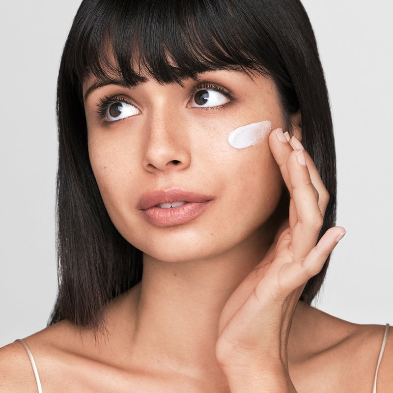 Estée Lauder Revitalizing Supreme Bright Power Soft Creme crème hydratante pour le visage Femmes 50 ml