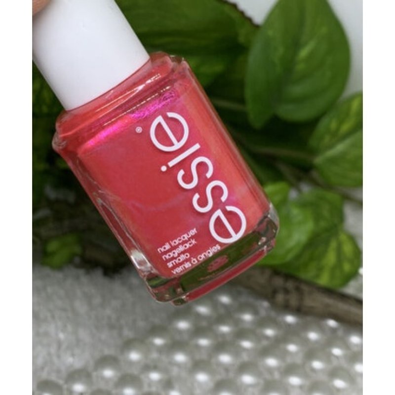 Essie Nail Lacquer Nail Polish 772 Pucker Up Pink Metallic 13.5ml - Brand New