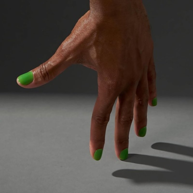 CND Shellac Meadow Glow No. 470 Green UV Polish Nail Design Gleam & Glow Collection