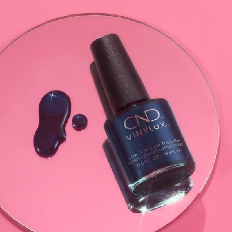 CND Vinylux Peacock Plume