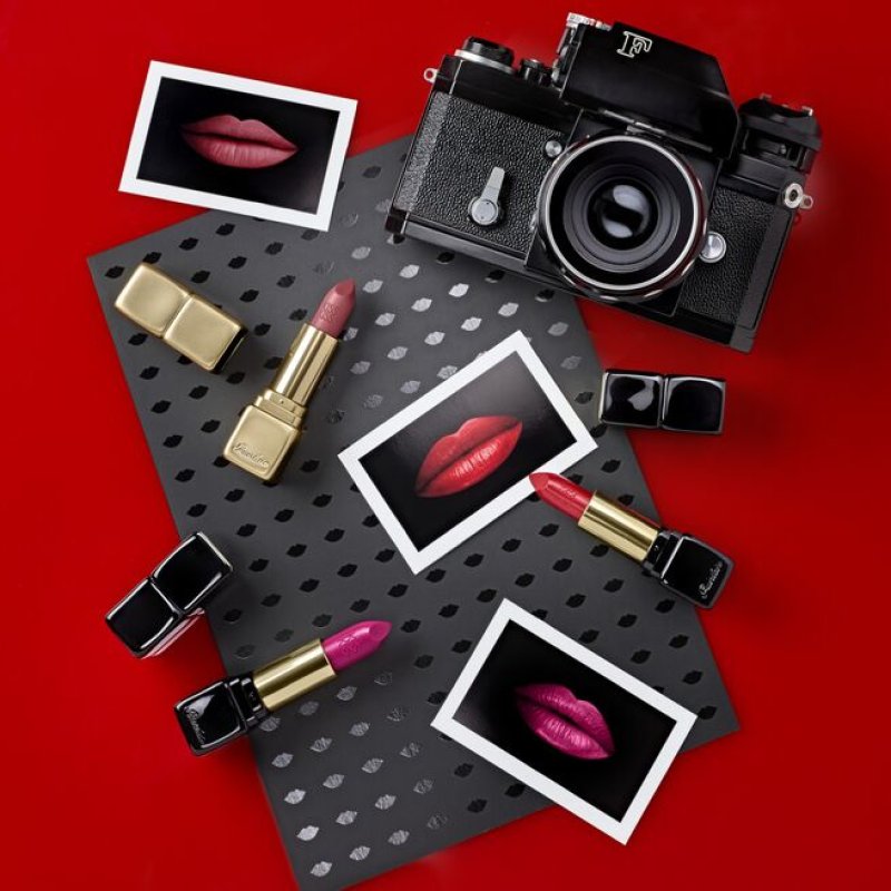 Guerlain KissKiss 329 Poppy Red