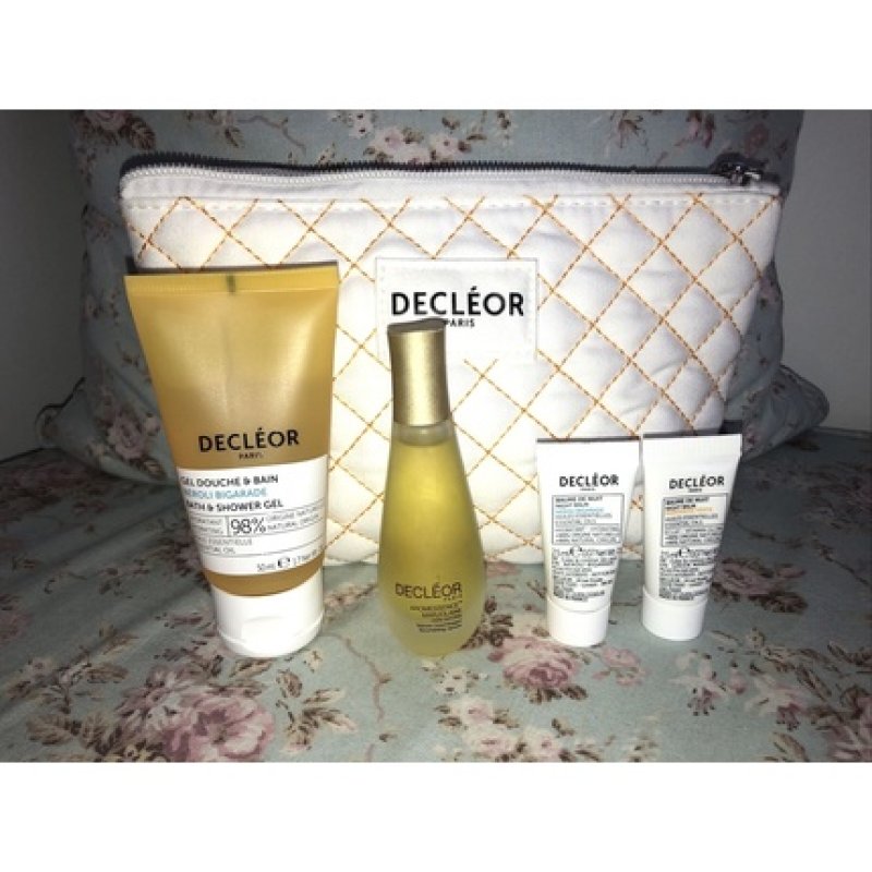 Decleo Aromessence Marjolaine Nourishing Oil Serum 15ml For Dry Skin Gift Set